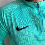Brasil Conjunto Casaco Jaqueta e Calça Longa 2022 Nike - Imagem 4