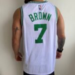 Camiseta Regata Basquete NBA Boston Celtics 7 Jaylen Brown Association Edition Branca 2022 Nike - Imagem 5