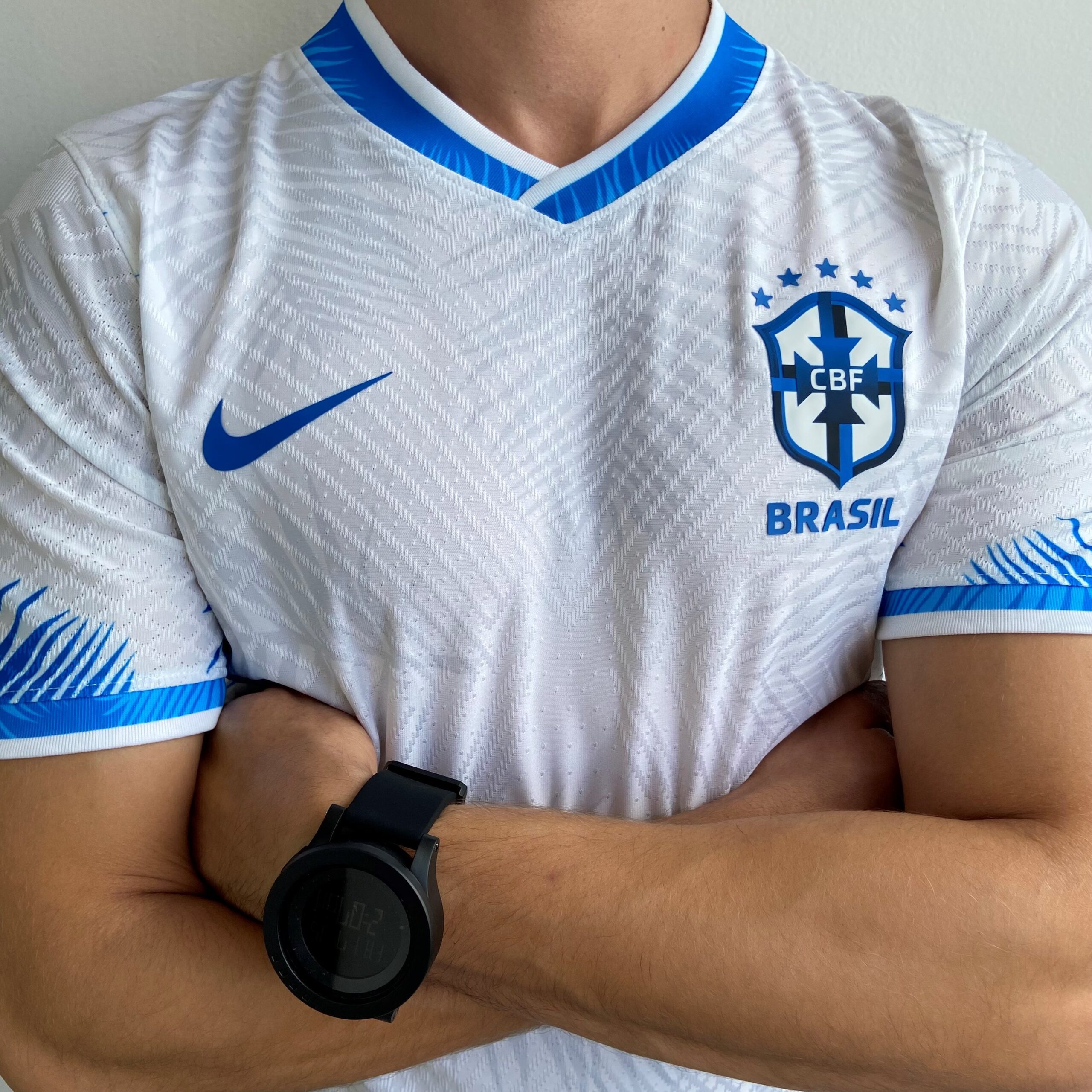 uucuwuiuvwui Camisa Brasil Fan Concept Edition Branco Versão Jogador 2022 Nike - Imagem 1