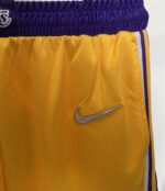 Short Bermuda NBA Los Angeles Lakers Icon Edition Amarela 2022 Nike - Imagem 12