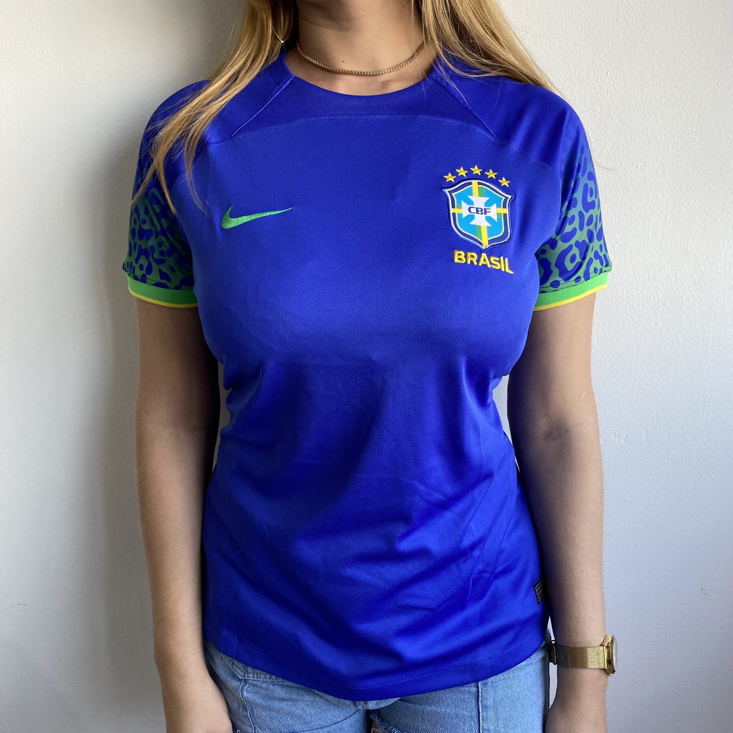 IMG_0795 Camisa Brasil Seleção Brasileira Away Azul Feminina Copa do Mundo Catar 2023 Nike - Imagem 1