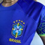 Camisa Brasil Seleção Brasileira Away Azul Feminina Copa do Mundo Catar 2023 Nike - Imagem 4