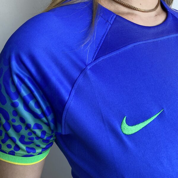 Camisa Brasil Seleção Brasileira Away Azul Feminina Copa do Mundo Catar 2023 Nike - Imagem 5