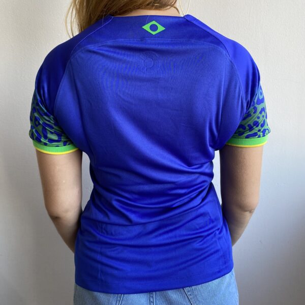 Camisa Brasil Seleção Brasileira Away Azul Feminina Copa do Mundo Catar 2023 Nike - Imagem 6