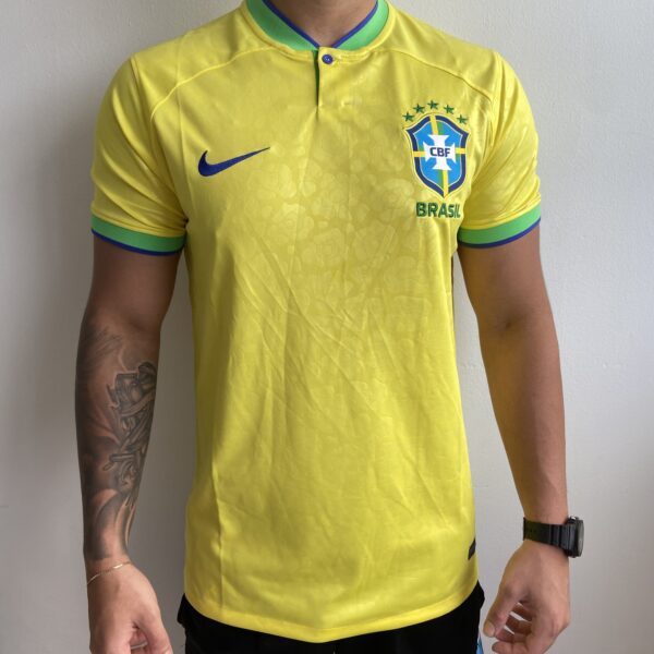 Camisa Brasil Seleção Brasileira Home Amarela Torcedor Copa do Mundo Nike Catar 2022 - Imagem 2