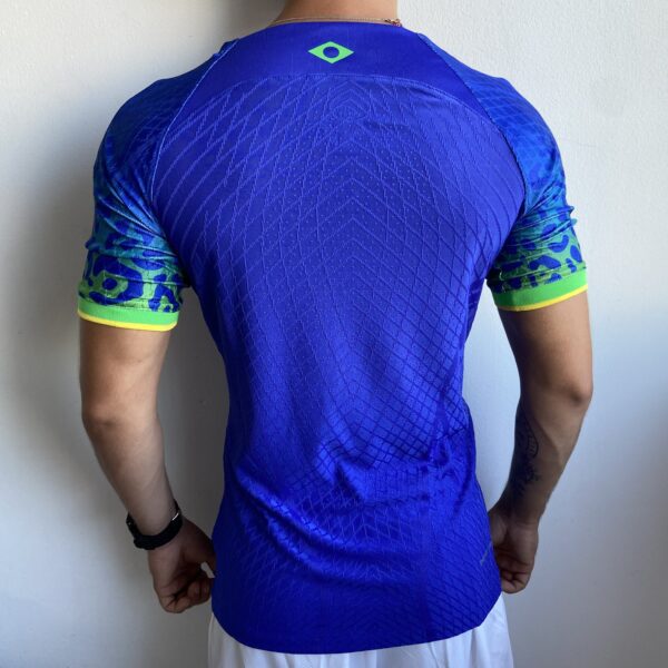 Camisa Brasil Seleção Brasileira Away Azul Jogador Copa do Mundo Catar 2023 Nike - Imagem 15