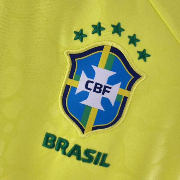 Camisa Brasil Seleção Brasileira Home Amarela Feminina Copa do Mundo Catar 2023 Nike - Imagem 14