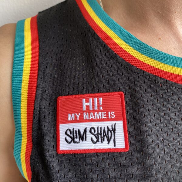 Camiseta Regata NBA Mitchell & Ness - Detroit Pistons - Slim Shady 313 - Edição Especial - NBA Remix - Colab Parceria Eminem - Preta - Imagem 3