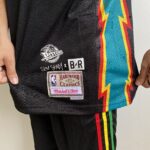 Camiseta Regata NBA Mitchell & Ness - Detroit Pistons - Slim Shady 313 - Edição Especial - NBA Remix - Colab Parceria Eminem - Preta - Imagem 8