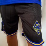 Short Bermuda Basquete NBA Golden State Warriors City Edition Preta 2022 Nike - Imagem 3