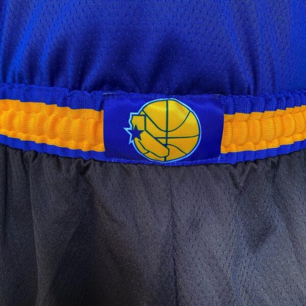 Short Bermuda Basquete NBA Golden State Warriors City Edition Preta 2022 Nike - Imagem 9