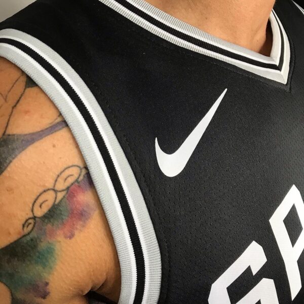 Camiseta Regata NBA Swingman San Antonio Spurs - Kawhi Leonard 2 - Icon Edition Preta Nike - Imagem 7