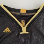 Camiseta Regata Basquete NBA Los Angeles Lakers Preta Mamba Negra - Black Mamba - 24 Kobe Bryant - 5x - Edição Comemorativa - Preta Dourada - Fios de Ouro - Adidas - Imagem 25