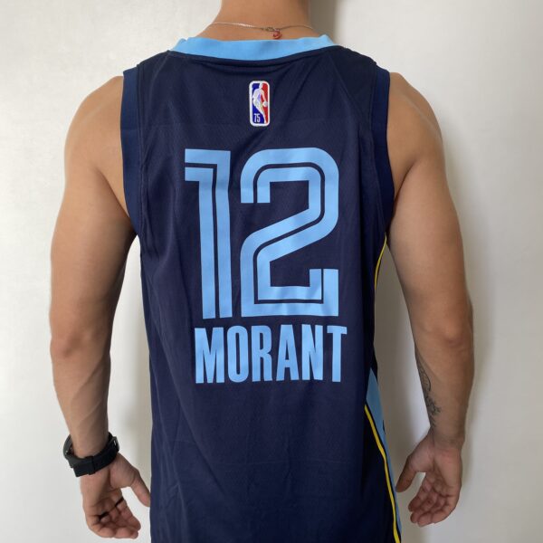 Camiseta Regata NBA Swingman Memphis Grizzlies Ja Morant 12 Icon Edition Azul 2022 Nike - Imagem 11