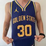 Camiseta Regata NBA Swingman Golden State Warriors Curry 30 Statement Edition Azul 2023 Jordan - Imagem 9