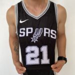 Camiseta Regata NBA Swingman San Antonio Spurs - Tim Duncan 21 - Icon Edition Preta Nike - Imagem 5