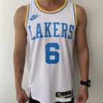 Camiseta Regata Basquete NBA Los Angeles Lakers LeBron James 6 Classic Edition Branca 2023 Nike
