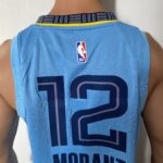Camiseta Regata Basquete NBA Swingman Memphis Grizzlies Ja Morant 12 Statement Edition Azul 2023 Jordan - Imagem 19