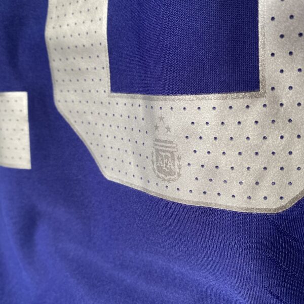 Camisa Seleção Argentina Away - Campeão Mundial - (2) Patch Copa do Mundo Catar - 3 Estrelas - Messi 10 - 2023 Adidas - Versão Jogador - Imagem 20