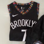 Kit Conjunto Camiseta Regata e Bermuda Short Basquete NBA Brooklyn Nets City Edition Nike - Imagem 10