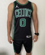 Kit Conjunto Camiseta Regata e Bermuda Short Basquete NBA Boston Celtics Statement Edition Preta 2022 Jordan