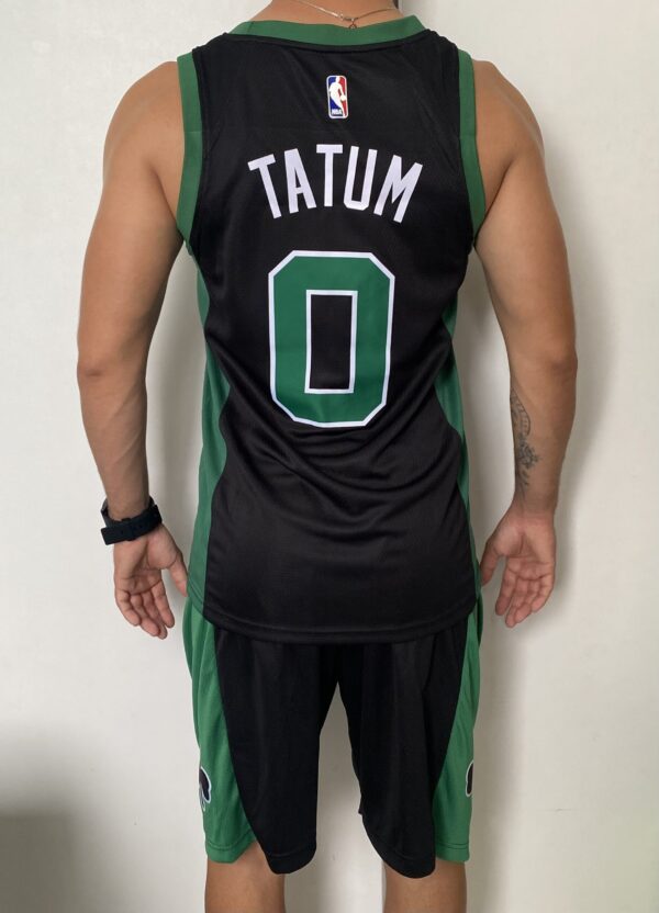 Kit Conjunto Camiseta Regata e Bermuda Short Basquete NBA Boston Celtics Statement Edition Preta 2022 Jordan - Imagem 11