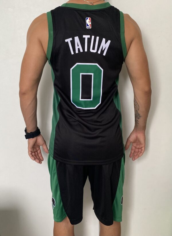 Kit Conjunto Camiseta Regata e Bermuda Short Basquete NBA Boston Celtics Statement Edition Preta 2022 Jordan - Imagem 12