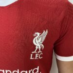 Camisa Liverpool Home Versão Jogador 2024 Vermelha Nike - Imagem 5