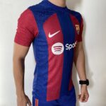 Camisa Barcelona Home Versão Jogador 2024 Nike - Imagem 12