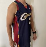 Camiseta Regata NBA Camiseta Regata NBA Mitchell & Ness 2008/09 - Cleveland Cavaliers - Cavs - LeBron James 23 - Azul Marinho - Imagem 11