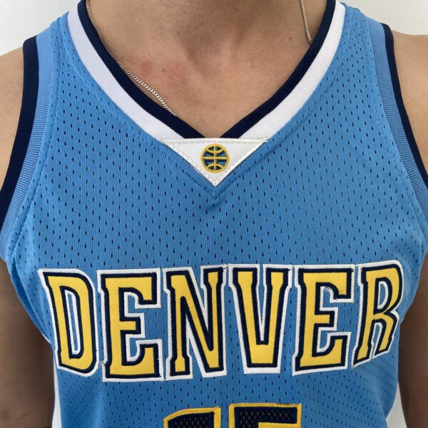 Camiseta Regata NBA Camiseta Regata NBA Mitchell & Ness 2016/17 – Denver Nuggets – Nikola Jokic 15 – Azul Celeste - Imagem 5