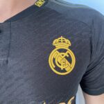 Camisa Real Madrid Third Versão Jogador 2024 Preta Adidas - Imagem 9