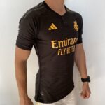 Camisa Real Madrid Third Versão Jogador 2024 Preta Adidas - Imagem 6