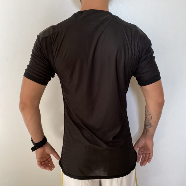 Camisa Real Madrid Third Versão Jogador 2024 Preta Adidas - Imagem 21