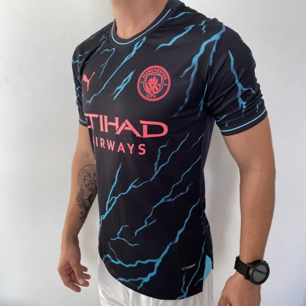 Camisa Manchester City Third Azul 2024 Versão Jogador Puma - Imagem 11