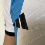 Camisa Seleção Argentina Home - Campeão Mundial - (2) Patch Copa do Mundo Catar - 3 Estrelas - Messi 10 - 2023 Adidas - Versão Jogador - Imagem 10