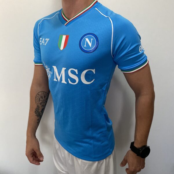 Camisa Napoli Home 2024 Jogador Azul EA7 Armani - Imagem 16