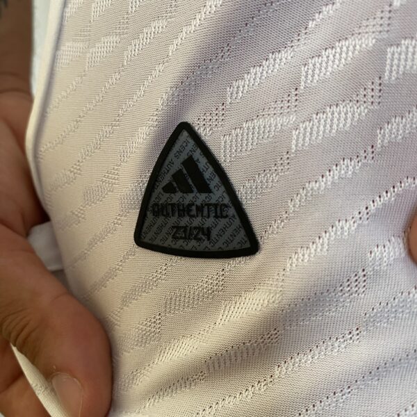 Camisa Manchester United Third Jogador 2024 Branca Adidas - Imagem 15