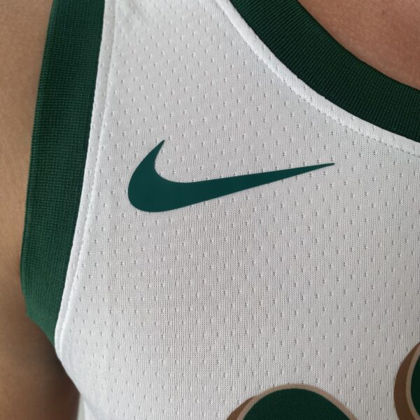 Camiseta Regata Basquete NBA Swingman Boston Celtics 0 Jayson Tatum City Edition Branca - Springfield - 2024 Nike - Imagem 3