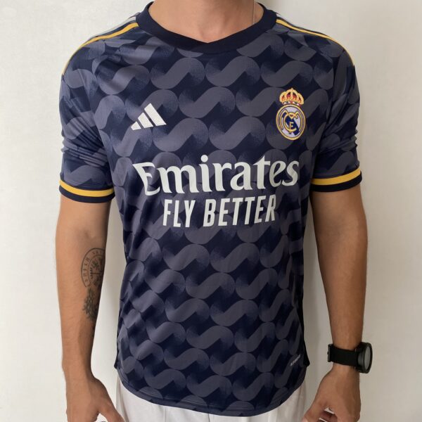 Camisa Real Madrid Away Vini Jr. 7 Versão Torcedor 2024 Adidas Personalização Anime - Imagem 2