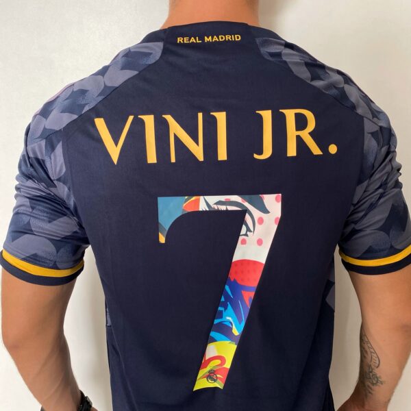 Camisa Real Madrid Away Vini Jr. 7 Versão Torcedor 2024 Adidas Personalização Anime - Imagem 18