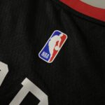 Camiseta Regata NBA Chicago Bulls - Michael Jordan 23 - City Edition Preta 2024 Nike - Imagem 28