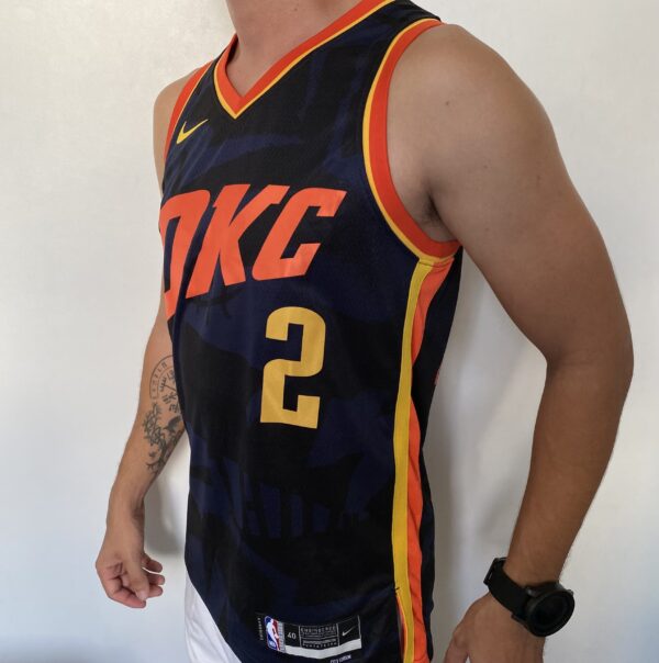 Camiseta Regata Basquete NBA Oklahoma City Thunder - 2 Shai Gilgeous-Alexander - City Edition 2024 Nike - Imagem 9