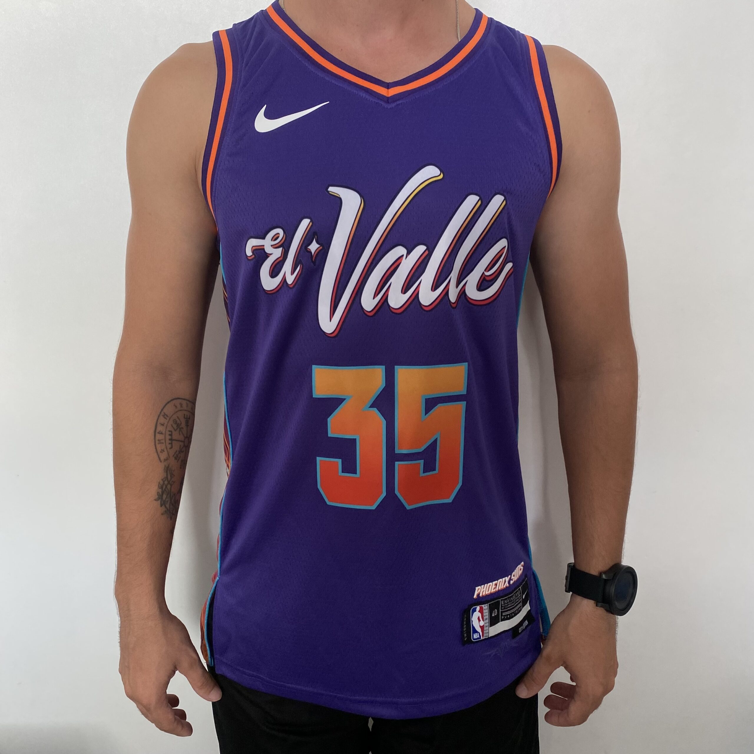 2024-03-22 16.50.22 Camiseta Regata NBA Phoenix Suns Swingman Jersey - Kevin Durant 35 - City Edition Roxa 2024 Nike - Imagem 1