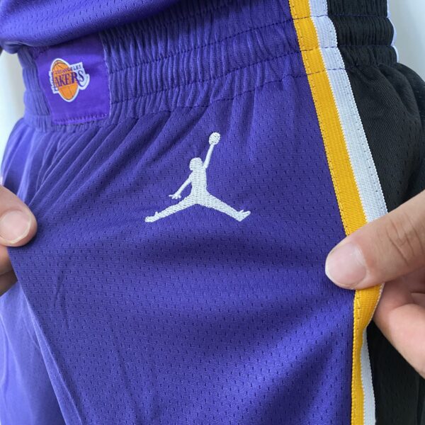 Short Bermuda NBA Los Angeles Lakers Statement Edition Roxa 2021 Jordan - Imagem 7
