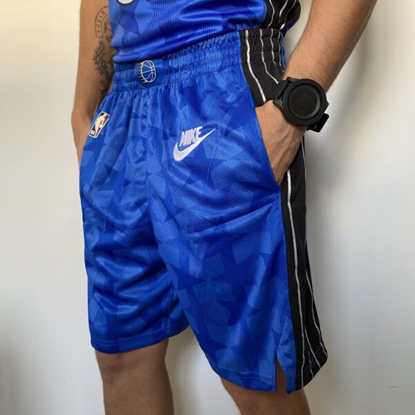 Short Bermuda Basquete NBA Orlando Magic Classic Edition 2023 - Azul Nike - Imagem 5