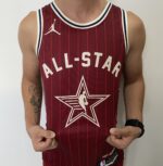 Kit Conjunto Camiseta Regata e Bermuda Short Basquete NBA All-Star Game Time Oeste 23 LeBron James Statement Edition Jordan Vermelho 2024 - Imagem 5