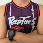 Camiseta Regata NBA Toronto Raptors 15 Carter Mitchell & Ness Roxa 1998/99 - Imagem 6