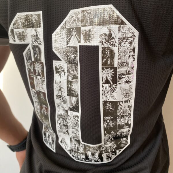 Camisa Seleção Japão - Edição Especial Versão Anime - Cavaleiros do Zodíaco - Tsubasa 10 - Versão Jogador 2022/23 Adidas - Preta - Imagem 19