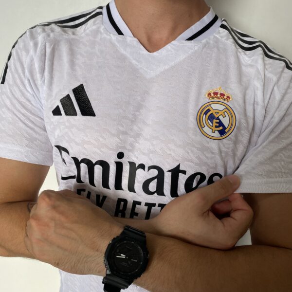 Camisa Real Madrid Home Versão Jogador 24/2025 Adidas Branca - Imagem 20